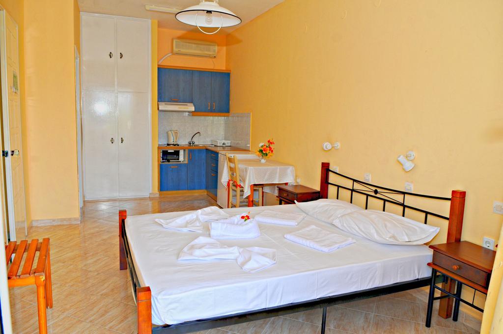 Posidonio Hotel Klima  Room photo
